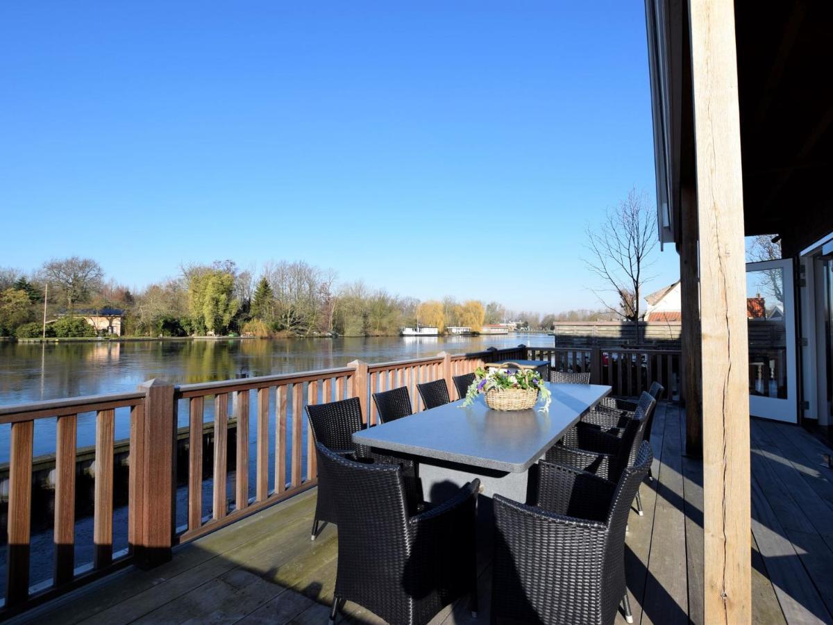 Luxurious Villa With Private Garden In Kaag Exterior foto